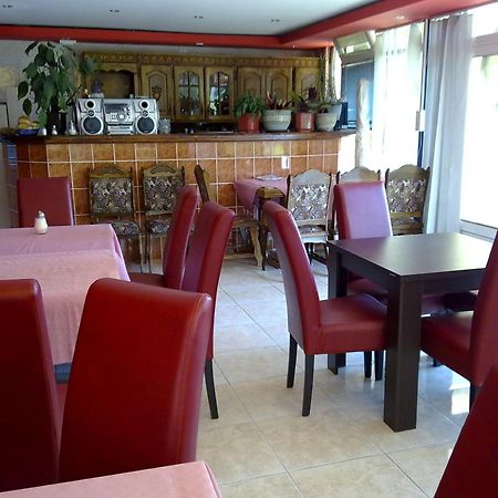 Villa Jadran Apartments 巴尔 外观 照片