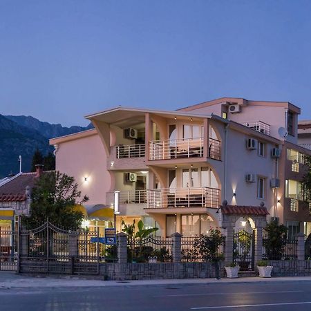 Villa Jadran Apartments 巴尔 外观 照片