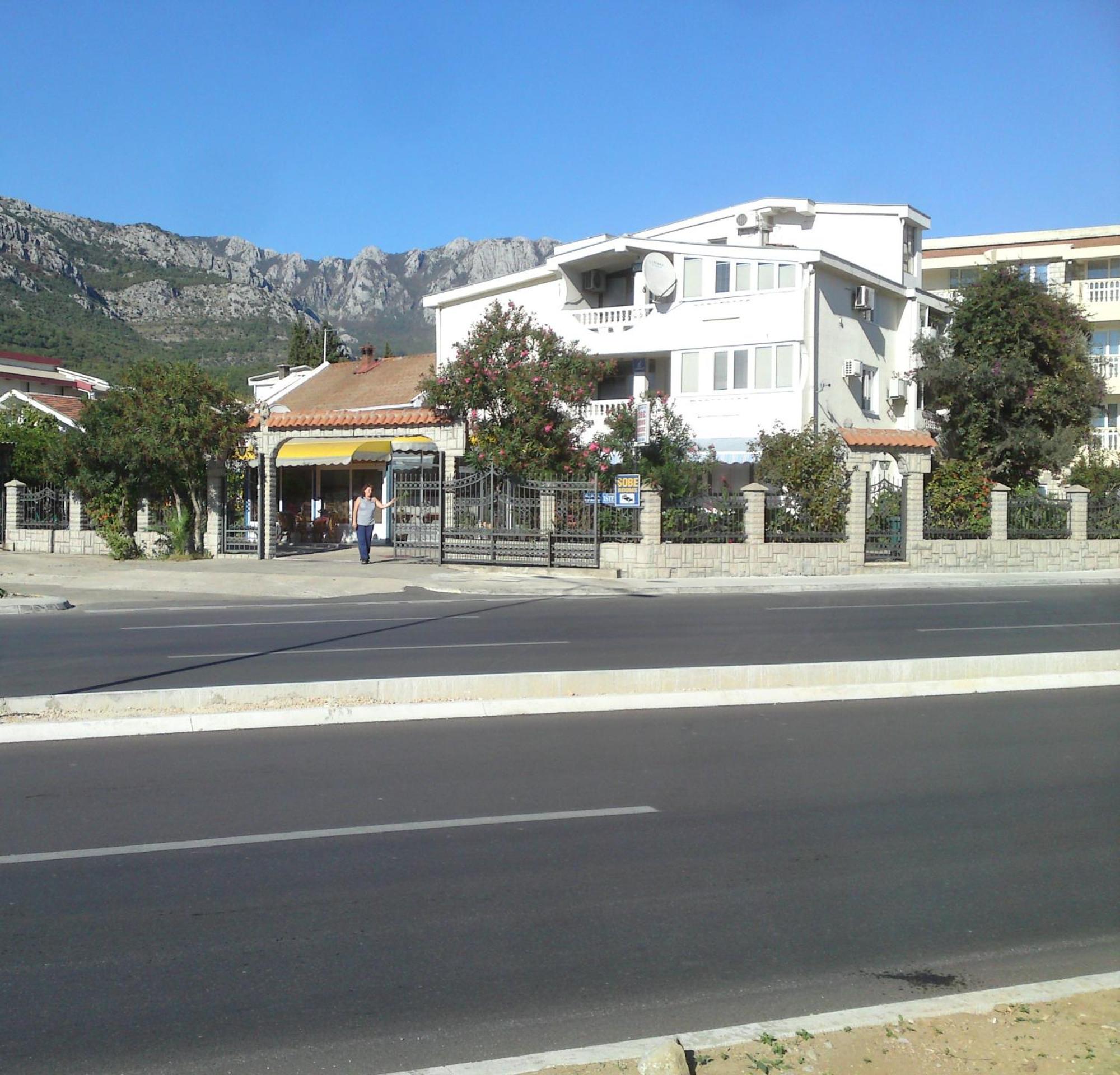 Villa Jadran Apartments 巴尔 外观 照片