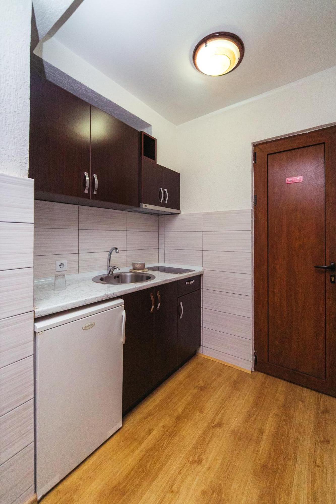 Villa Jadran Apartments 巴尔 客房 照片
