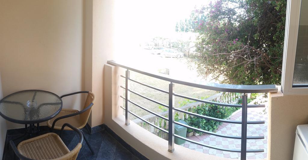 Villa Jadran Apartments 巴尔 外观 照片
