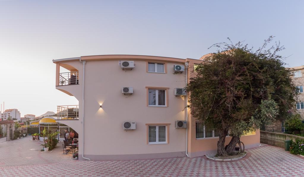 Villa Jadran Apartments 巴尔 外观 照片