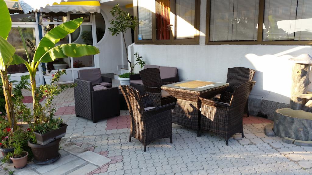 Villa Jadran Apartments 巴尔 外观 照片
